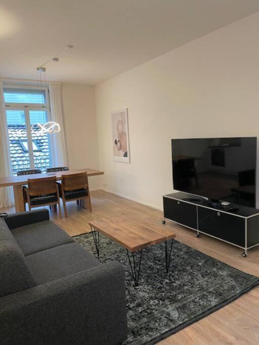 Elegant 2Br Apartment - Canal3 Цюрих Экстерьер фото